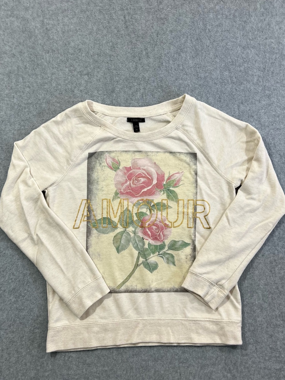 Seventeen White Rose Amour Graphic Crew Neck Sweatshirt Size Small